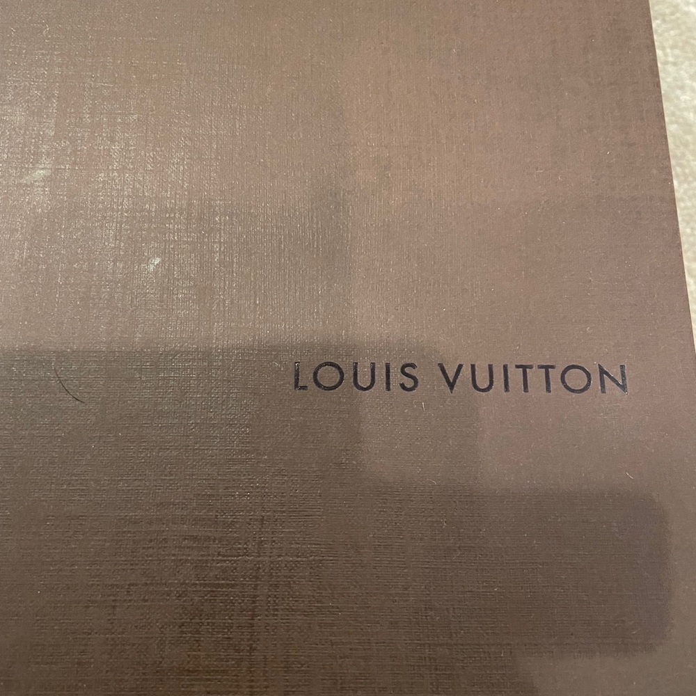 Louis Vuitton Box - Picture 3 of 10